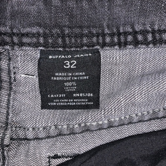 Buffalo David Bitton Mens black distressed jeans size 32 x 30 - Picture 5 of 7